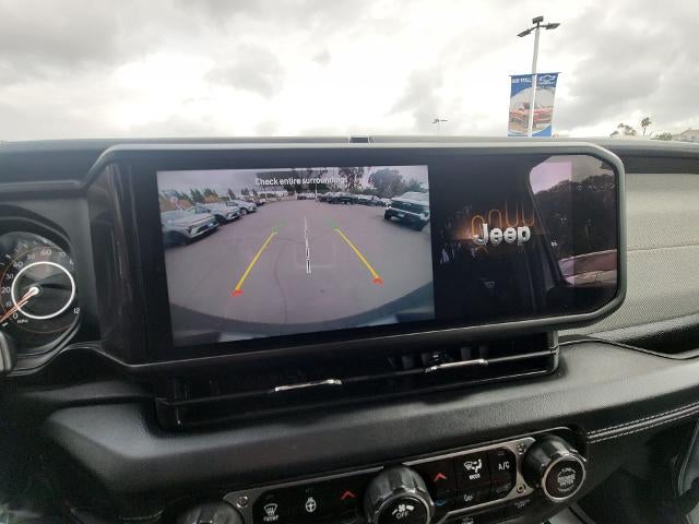 2024 Jeep Wrangler 4-Door Sahara 4x4