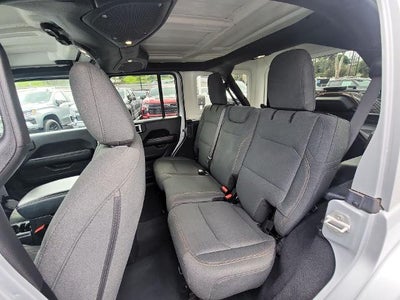 2024 Jeep Wrangler 4-Door Sahara 4x4