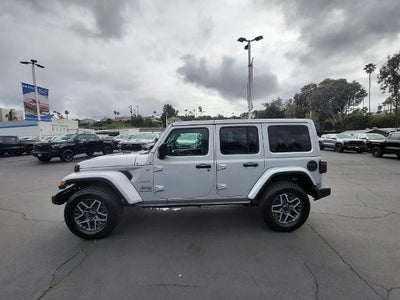 2024 Jeep Wrangler 4-Door Sahara 4x4