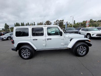 2024 Jeep Wrangler 4-Door Sahara 4x4