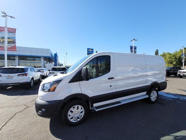 2025 Ford Transit-250 Cargo Van T-250 130" Low Rf 9070 GVWR RWD