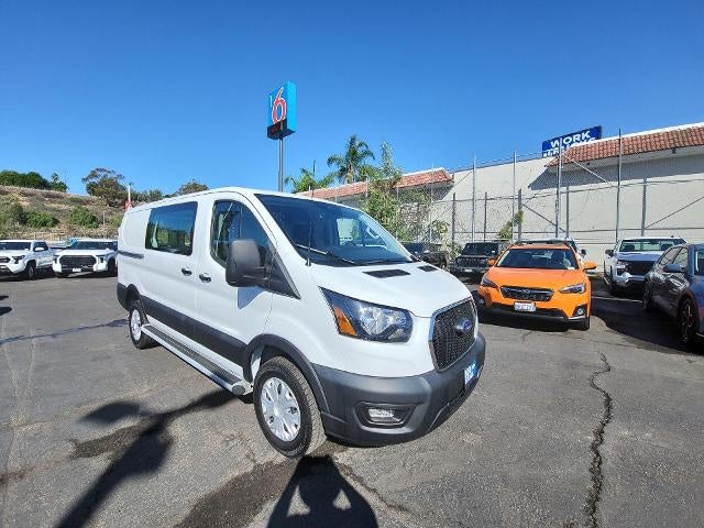 2025 Ford Transit-250 Cargo Van T-250 130" Low Rf 9070 GVWR RWD