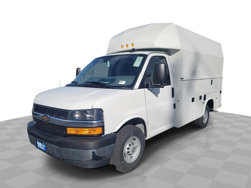 2025 Chevrolet Express Cutaway 3500 1WT