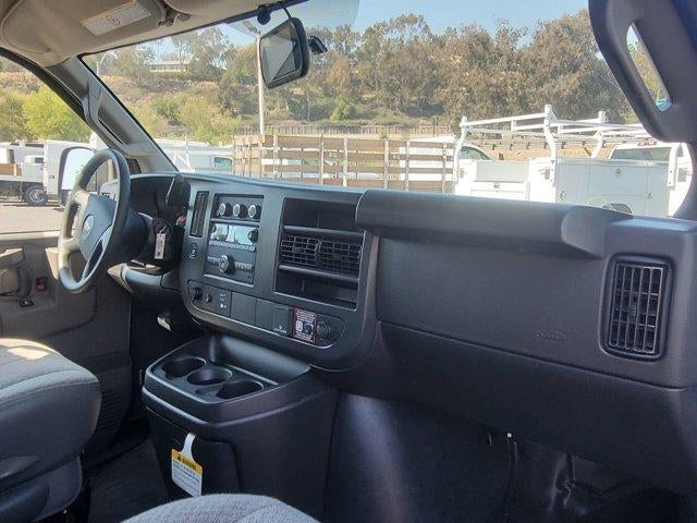2026 Chevrolet Express Cutaway 3500 1WT