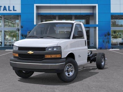 2026 Chevrolet Express Cutaway 3500 1WT