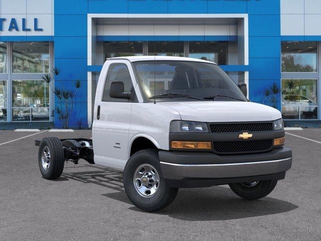 2026 Chevrolet Express Cutaway 3500 1WT