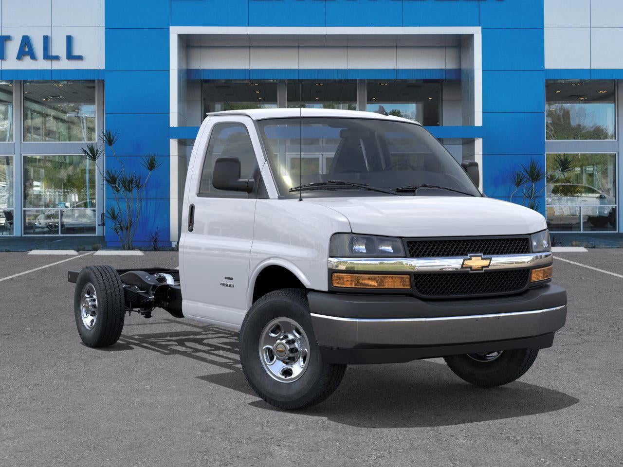 2025 Chevrolet Express Cutaway 3500 1WT