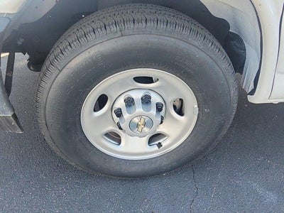 2025 Chevrolet Express Cutaway 3500 1WT