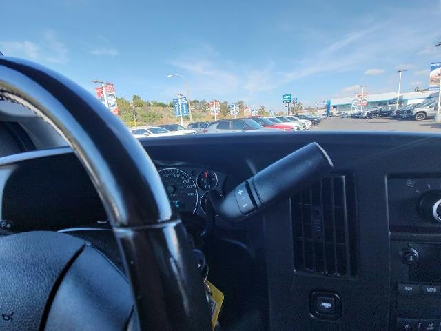 2022 Chevrolet Express Cutaway 3500 Work Van