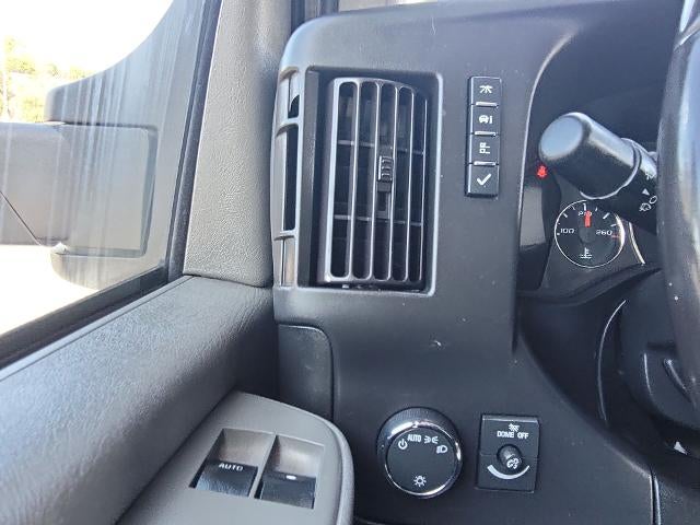 2022 Chevrolet Express Cutaway 3500 Work Van