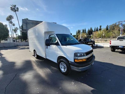 2022 Chevrolet Express Cutaway 3500 Work Van