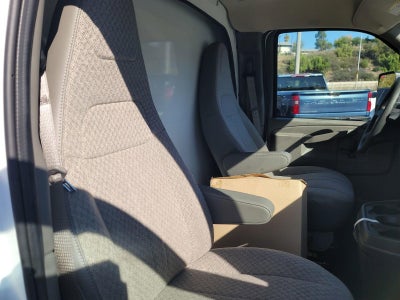 2024 Chevrolet Express Cutaway 3500 1WT