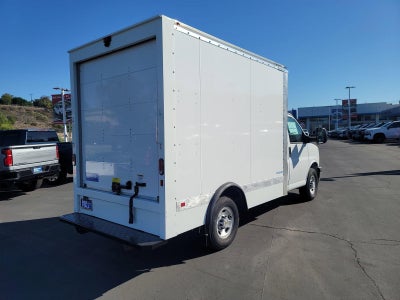 2024 Chevrolet Express Cutaway 3500 1WT