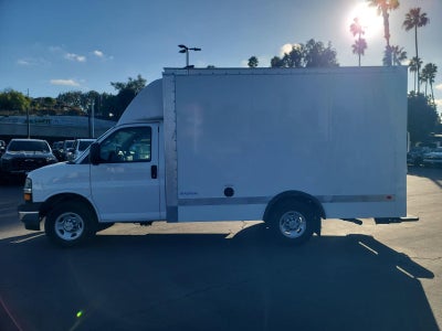 2024 Chevrolet Express Cutaway 3500 1WT