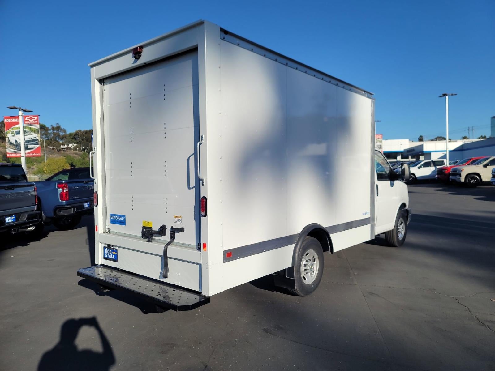 2024 Chevrolet Express Cutaway 3500 1WT