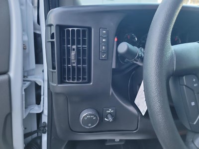 2025 Chevrolet Express Cutaway 3500 1WT