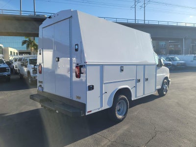 2025 Chevrolet Express Cutaway 3500 1WT
