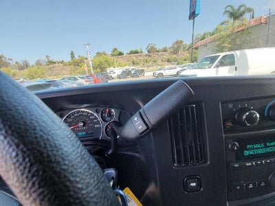 2025 Chevrolet Express Cargo WT