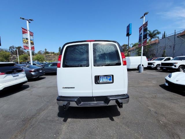 2025 Chevrolet Express Cargo WT