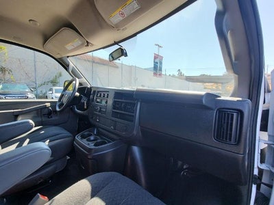 2025 Chevrolet Express Cargo WT