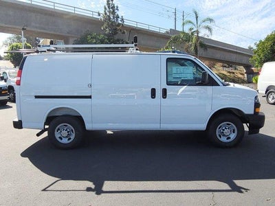 2026 Chevrolet Express Cargo 1WT