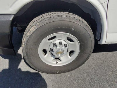 2025 Chevrolet Express Cargo WT