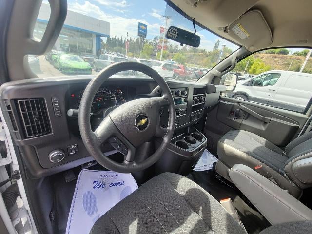 2025 Chevrolet Express Cargo WT