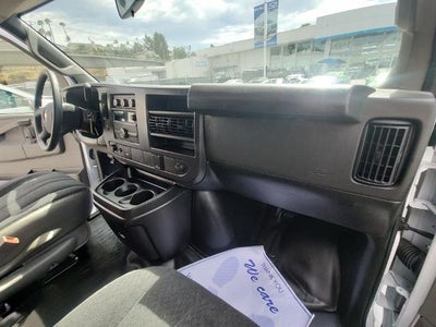 2025 Chevrolet Express Cargo WT