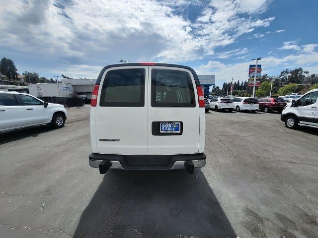 2025 Chevrolet Express Cargo WT