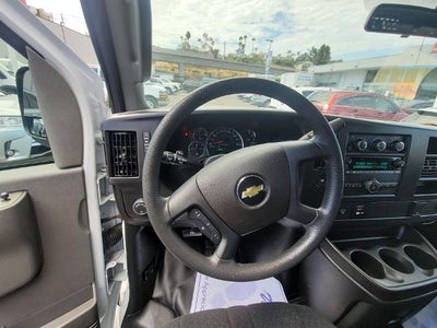 2025 Chevrolet Express Cargo WT