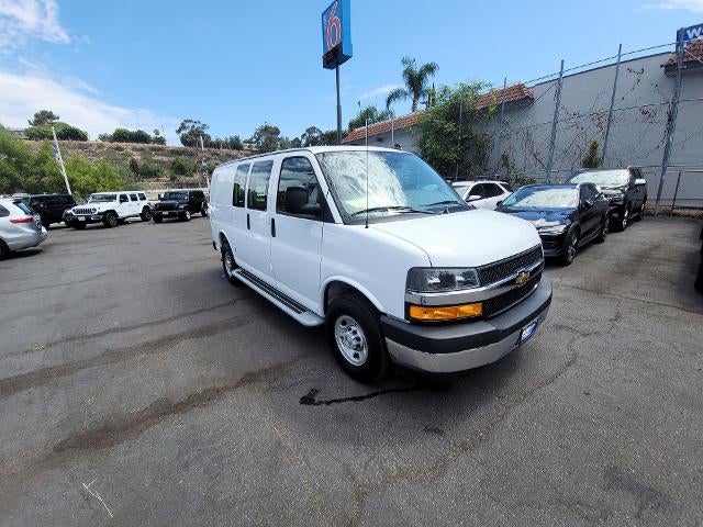 2025 Chevrolet Express Cargo WT