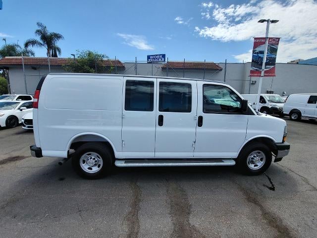 2025 Chevrolet Express Cargo WT