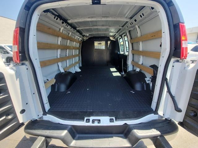 2024 Chevrolet Express Cargo 2500 WT