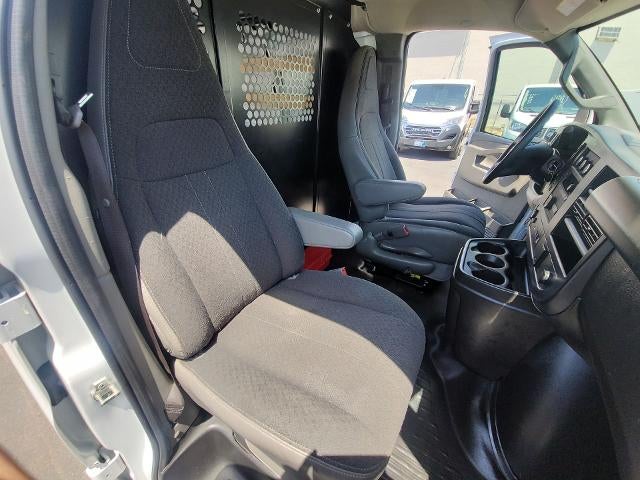 2024 Chevrolet Express Cargo 2500 WT