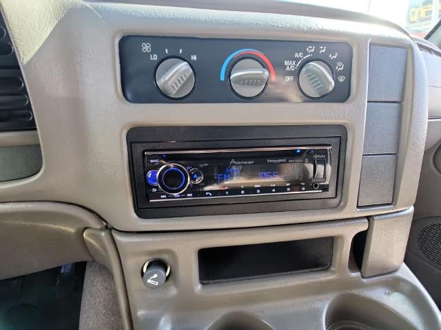 2005 GMC Safari Passenger Ext 111" WB RWD