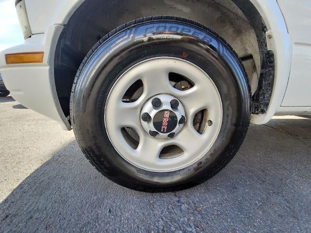 2005 GMC Safari Passenger Ext 111" WB RWD