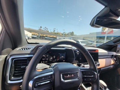 2024 GMC Canyon AT4