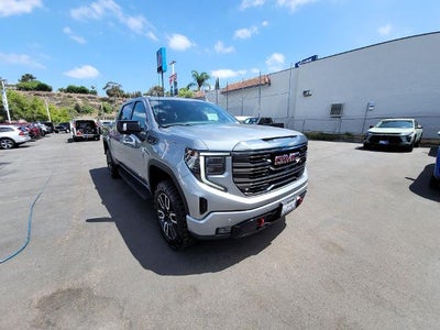 2023 GMC Sierra 1500 AT4