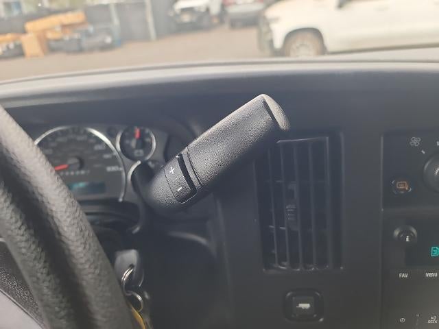 2023 GMC Savana Cargo 2500 Work Van