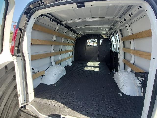 2024 GMC Savana Cargo 2500 Work Van