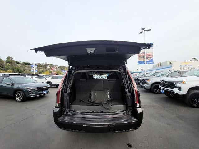 2018 Cadillac Escalade Luxury