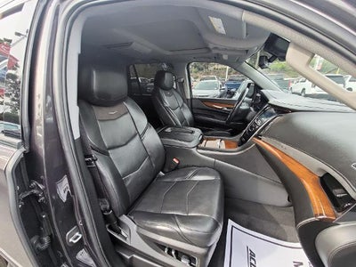 2018 Cadillac Escalade Luxury