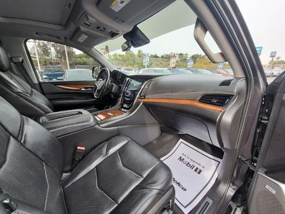 2018 Cadillac Escalade Luxury