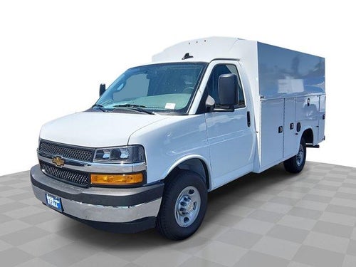 2026 Chevrolet Express Cutaway 3500 1WT