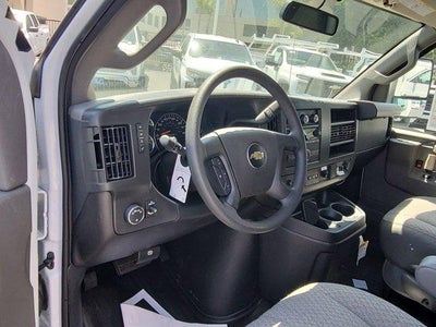 2026 Chevrolet Express Cutaway 3500 1WT