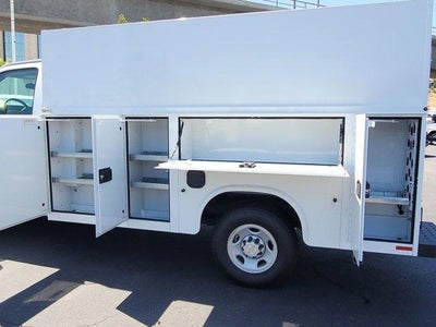 2026 Chevrolet Express Cutaway 3500 1WT
