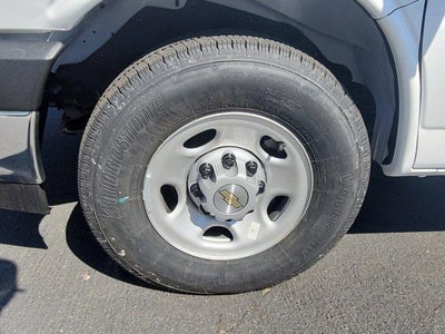 2026 Chevrolet Express Cutaway 3500 1WT