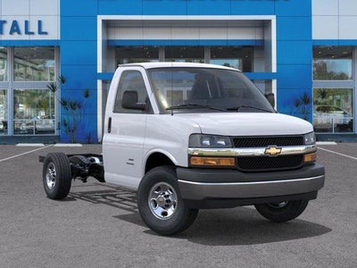 2026 Chevrolet Express Cutaway 3500 1WT