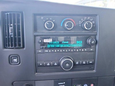 2025 Chevrolet Express Cutaway 3500 1WT