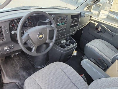 2025 Chevrolet Express Cutaway 3500 1WT